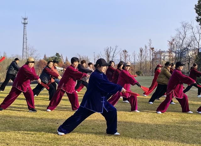 太极拳运动会:中华传统的健康之道 太极拳运动会:中华传统的健康之道