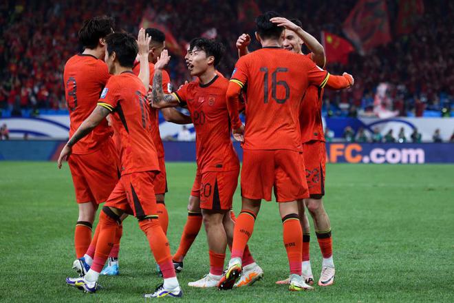 包含国旗足球挑战赛,弘扬爱国精神的词条 包含国旗足球挑战赛,弘扬爱国精神的词条