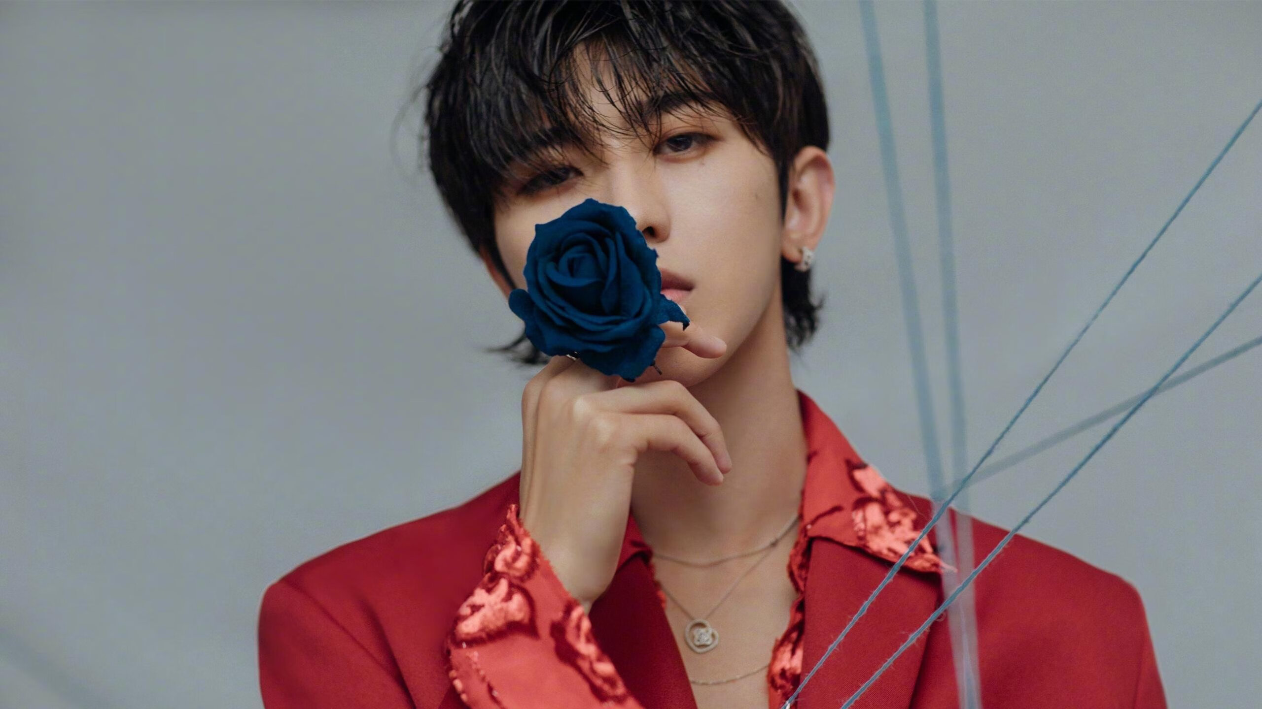 爱游戏体育APP下载-《电竞赛事的多平台联动：直播+短视频+社交新体验》，电竞赛事现场