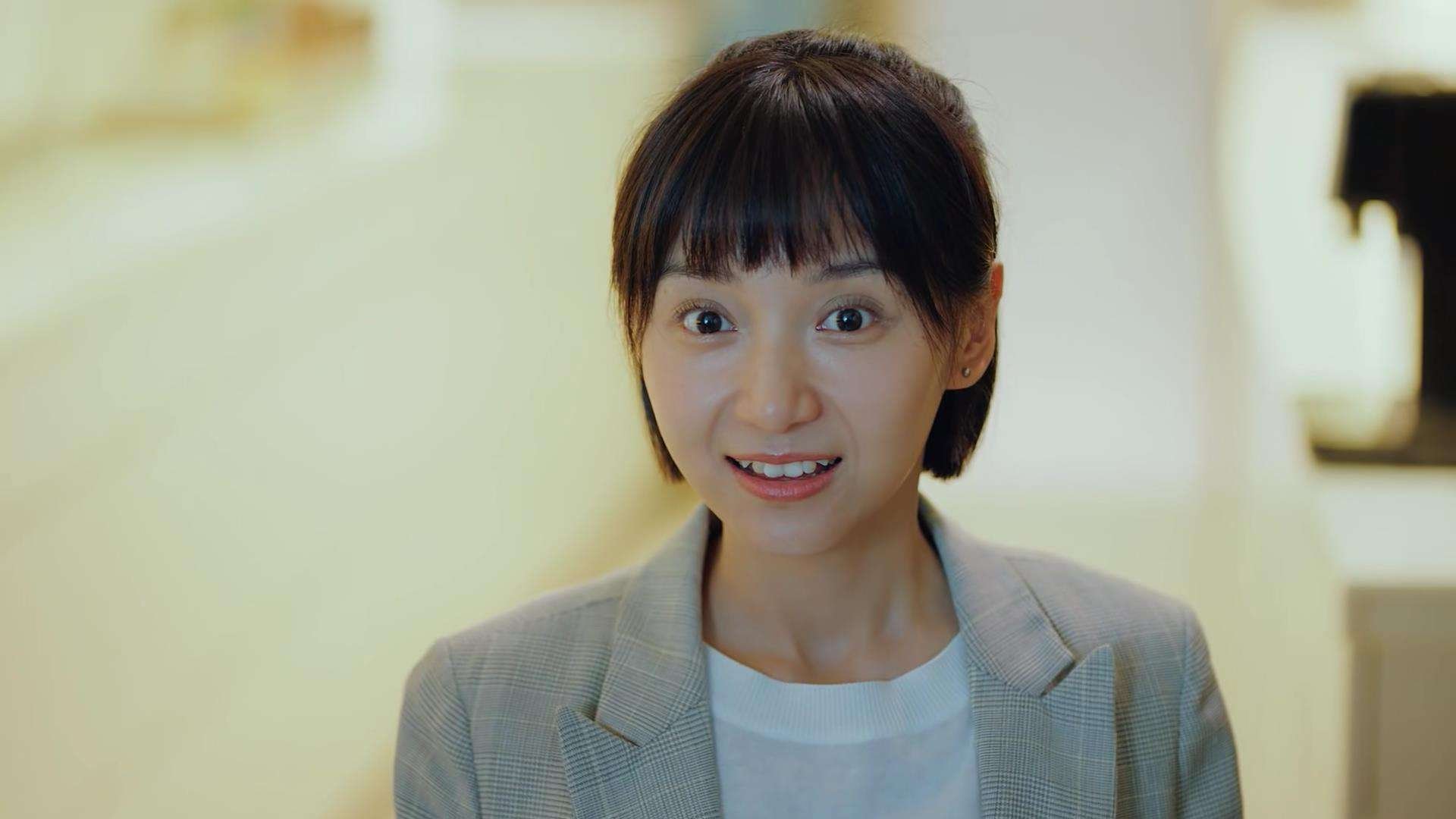 -国际台球比赛奖杯设计引人注目，台球大奖赛