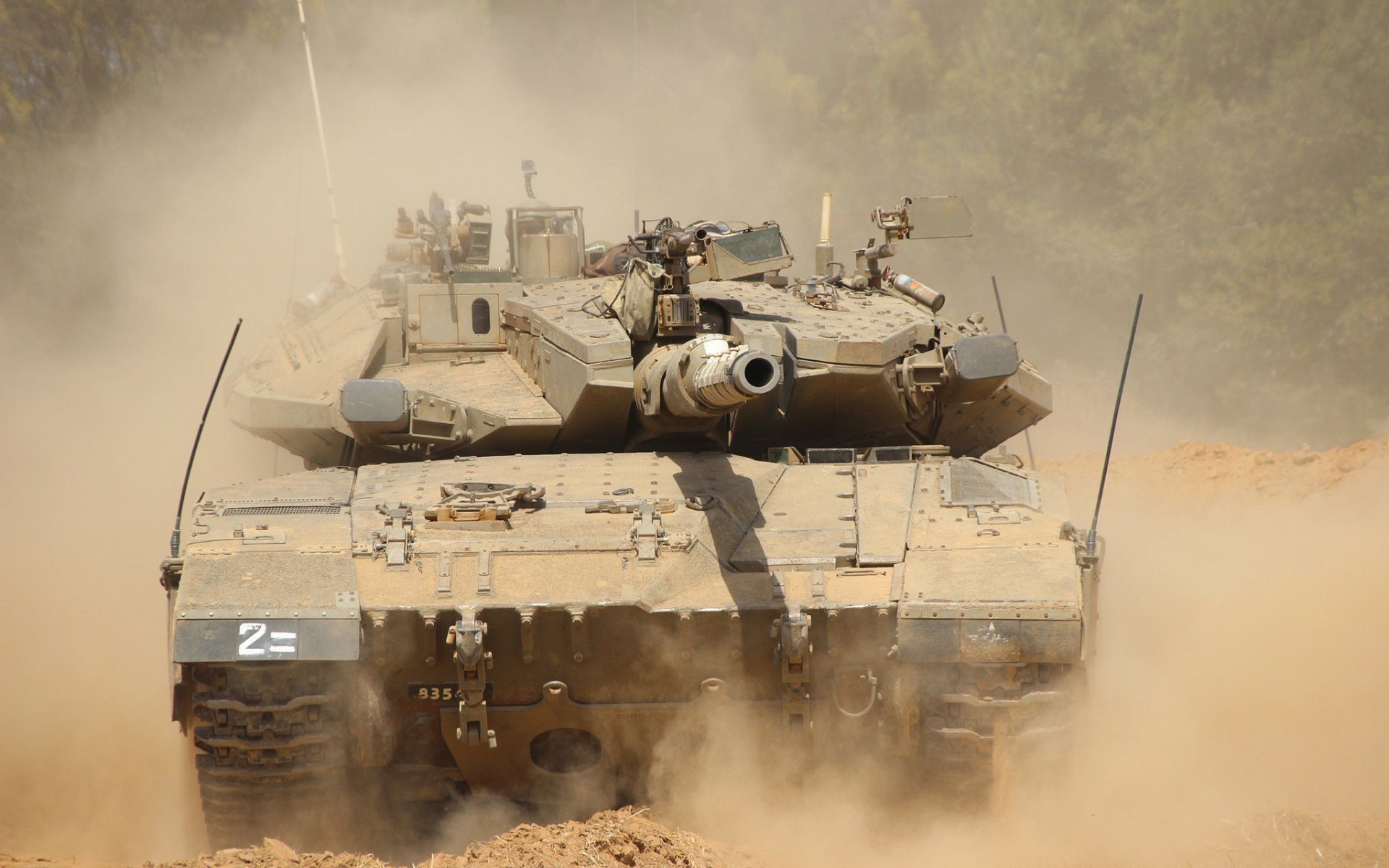 精彩足球比赛中球队展现出强大实力,精彩纷呈的足球比赛