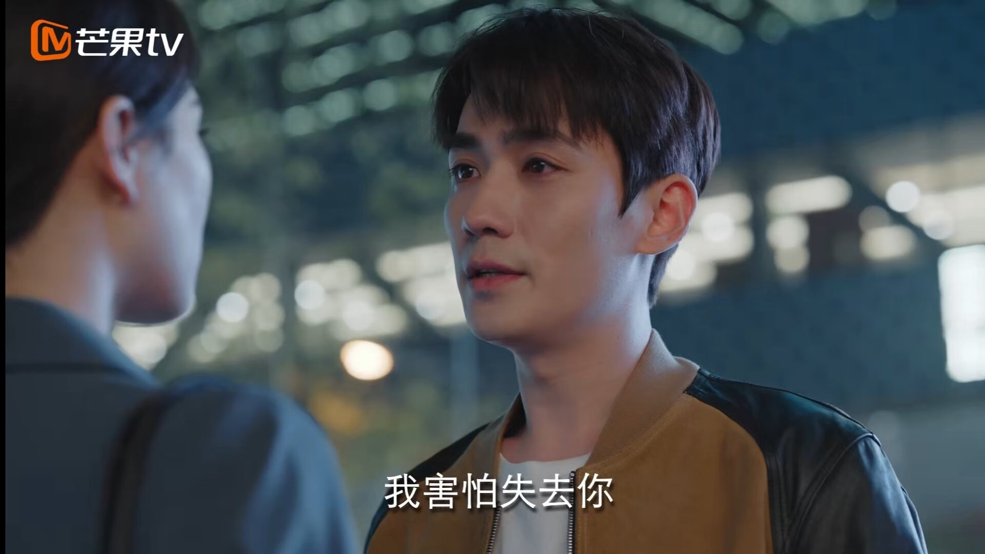 美国队接力换棒精准无误引赞叹,美国队混合接力